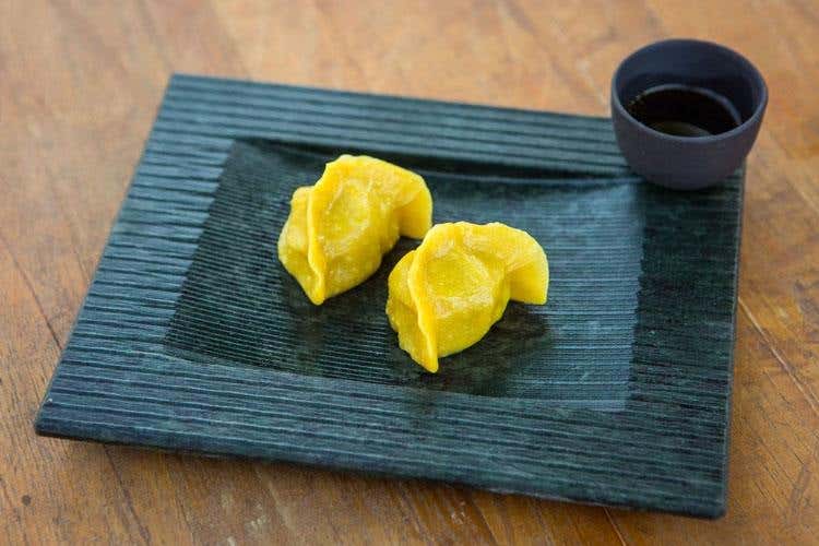 Jiaozi con Bitto - Agie Zhou (Il Bitto “sotto le stelle” a La Fiorida 
L'omaggio dai cuochi Euro-Toques & Co)