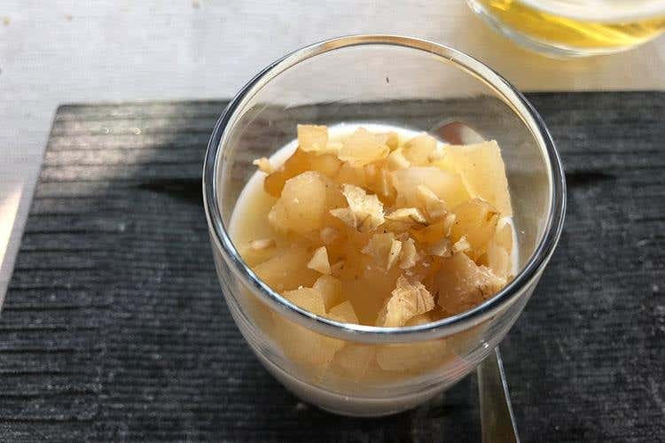 Panna cotta, Bitto e pere - Fausto Arrighi e Annamaria Farina (Il Bitto “sotto le stelle” a La Fiorida 
L'omaggio dai cuochi Euro-Toques & Co)