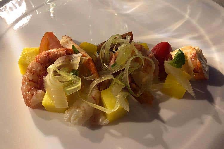 Catalana di crostacei e verdure (Il Garda in tavola da Evo Bardolino 
Sana e stagionale, la cucina di Gottardello)