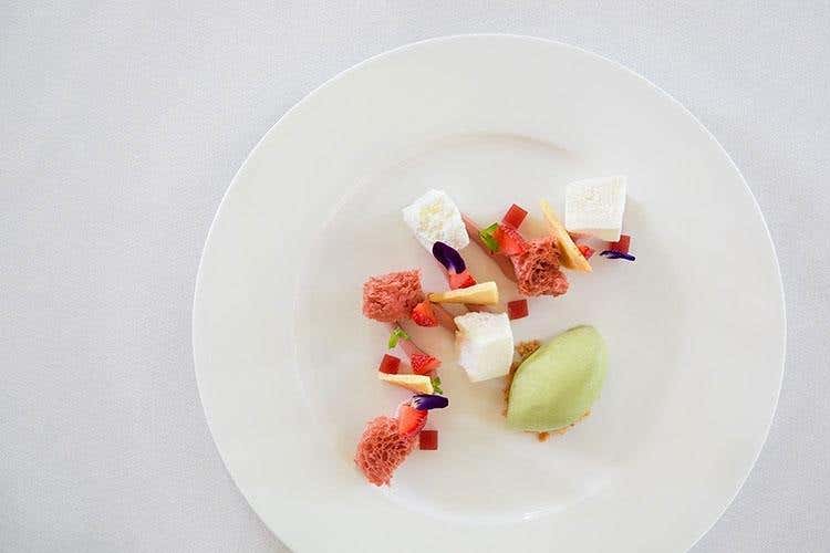 Dessert - Il giovane emergente Francesco Soletti alla guida delle cucine del Kitchen di Como