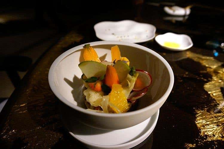 Cotto e crudo di frutta e verdure (Il lato gourmet di Poggio Le Volpi
Apre Barrique, firma Oliver Glowig)