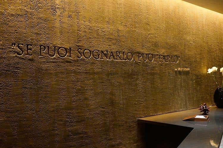 (Il lato gourmet di Poggio Le Volpi
Apre Barrique, firma Oliver Glowig)