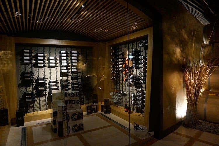 (Il lato gourmet di Poggio Le Volpi
Apre Barrique, firma Oliver Glowig)