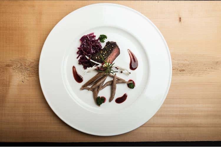 (Il lusso silenzioso del Garberhof 
tra relax e rituali di purificazione)