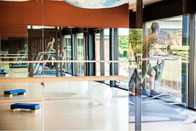 (Il lusso silenzioso del Garberhof 
tra relax e rituali di purificazione)