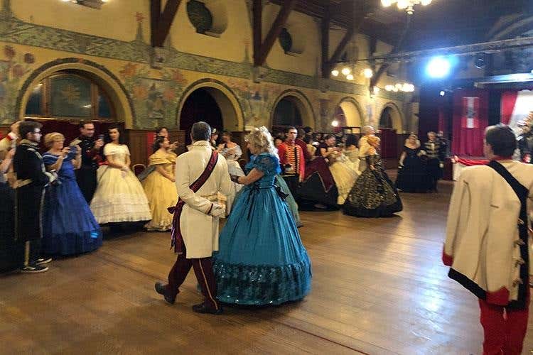 (Il mito di Sissi all'ombra delle Dolomiti 
tra bollicine Ferrari e piatti di Alfio Ghezzi)