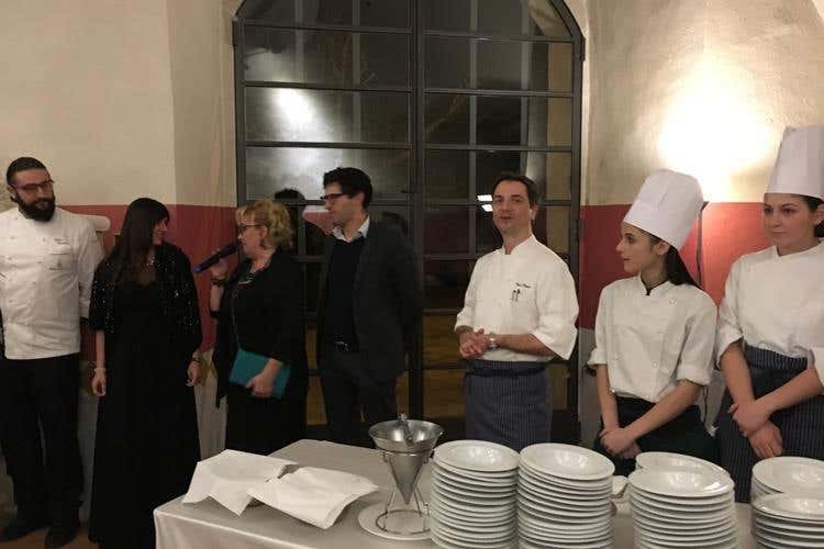 “Il mondo delle intolleranze”, prima cena 
L’alta cucina si dedica ai menu “senza”