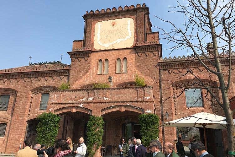 (Il Monferrato enologico alza la testa 
La sfida virtuosa della famiglia Bonzano)