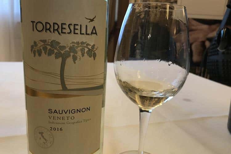 (Il mosaico di Santa Margherita 
In degustazione le cantine del gruppo)