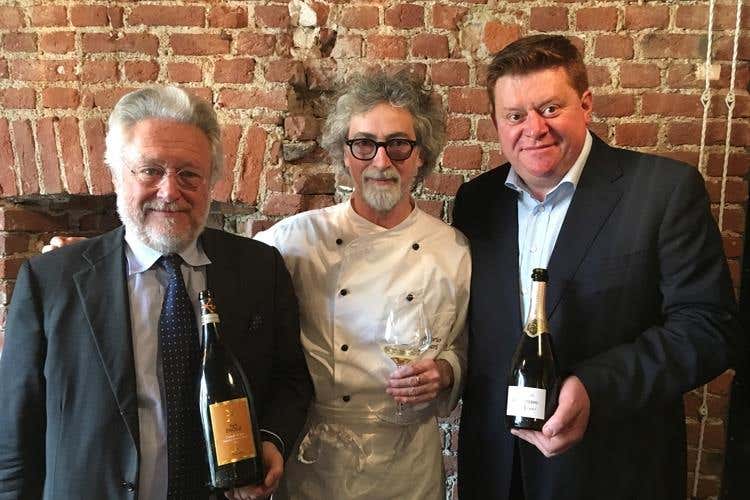 Ugo Colombo, Vittorio Fusari e Silvano Brescianini - Il nuovo Brut 1927 di Barone Pizzini 
celebra i 90 anni del Golf Franciacorta