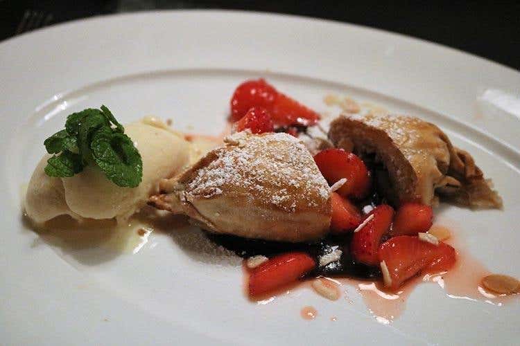 (Il nuovo Hotel Pfösl 
Da vecchio maso a eco design hotel)