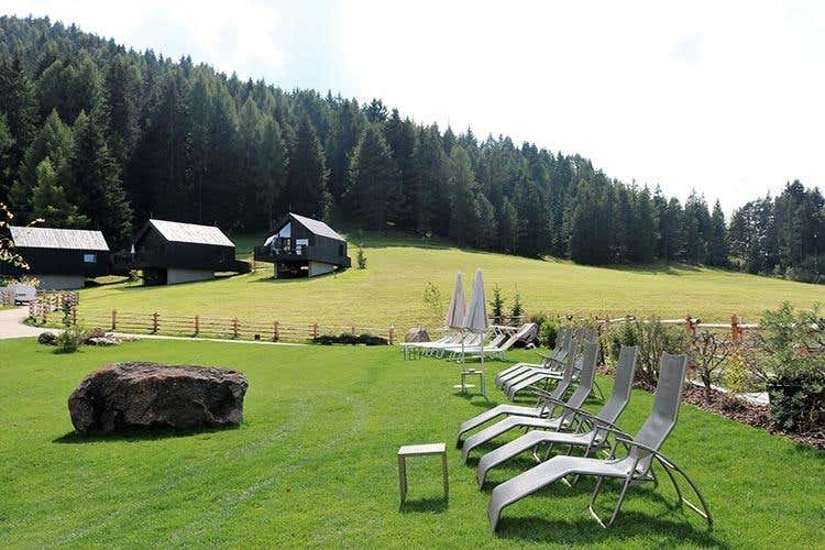 (Il nuovo Hotel Pfösl 
Da vecchio maso a eco design hotel)