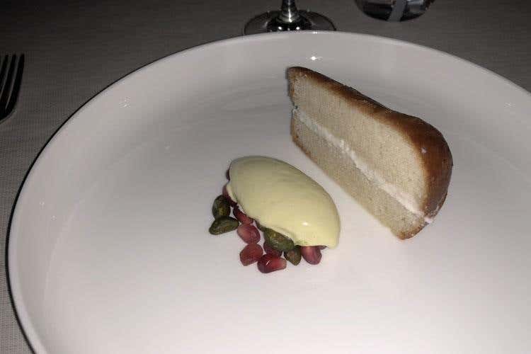 (Il percorso di Canzian verso la “purezza” 
In sala come a teatro, menu italianissimo)