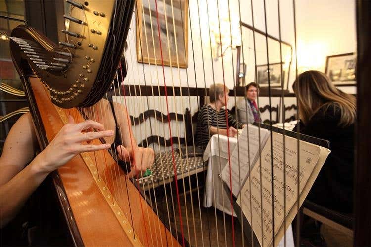 Il rito del tè all'inglese da Babingtons 
Tradizione a piazza di Spagna dal 1893