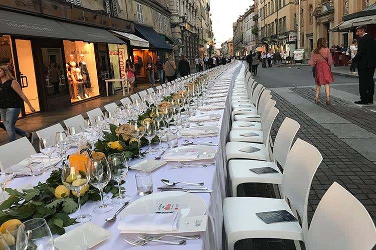 (Il Settembre gastronomico di Parma 
inizia con la cena delle meraviglie)