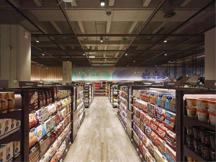 Il supermercato del futuro a Milano 
Apre il nuovo punto vendita Coop