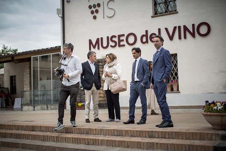 (Intrecci, una scuola di alta formazione 
per rivoluzionare il mondo della sala)