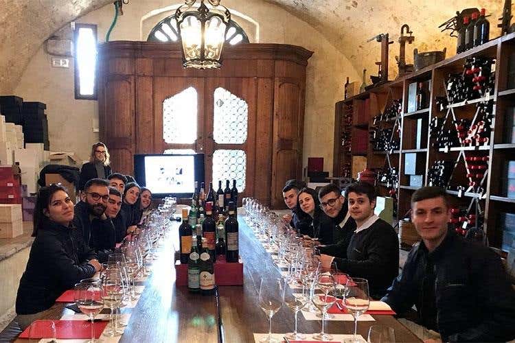 Uscita didattica: Allegrini (Intrecci, una scuola di alta formazione 
per rivoluzionare il mondo della sala)