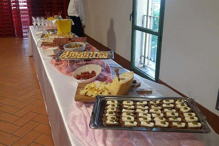 Aperitivo Gardesano (Carlo Bresciani) - Italia in Rosa, oltre 8mila i visitatori 
La Basia vince il Trofeo Pompeo Molmenti