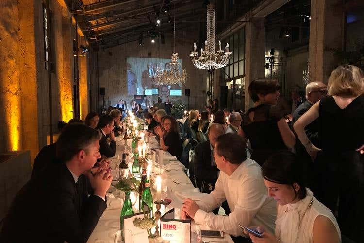 (King's, il prosciutto nel cestello 
compie 110 anni e festeggia a Milano)