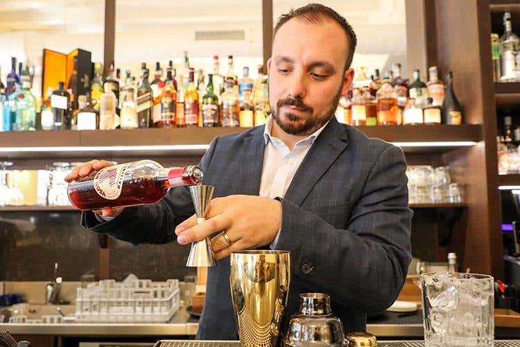 Valerio Trentani (L'Alchimia di Alberto Tasinato 
Cucina e mixology al passo con i tempi)