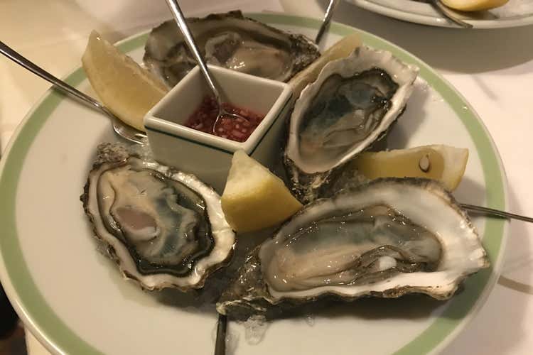 (L'area bar e una nuova sala 
L'ultima fatica di Giacomo Bulleri)