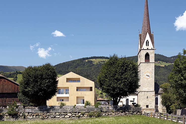 Hotel Tanzer nel cuore di Issengo