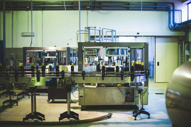 (L’olio Evo siciliano vuole cambiare passo 
Tecnologia e tradizione elementi centrali)