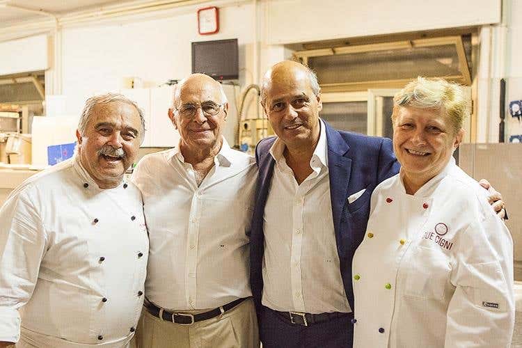 Fred Beneduce, Elio Palombi, Domenico Guzzini e Rosaria Morganti (L’ultima cena del Re d’Italia 
riprende vita nel marchigiano)