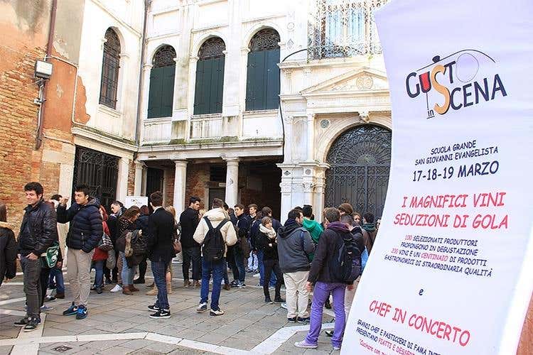 La cucina del senza e le erbe aromatiche al centro di Gusto in Scena 2017