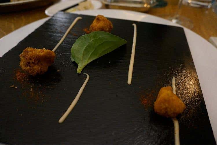 Polpo fritto e il suo brodo (2016) - La cucina di Ilario Vinciguerra, dall'inizio 
Una serata con i suoi piatti più storici