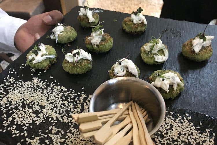 Hara Bara (La cucina indiana di Ritu Dalmia 
una forte identità che segue le stagioni)