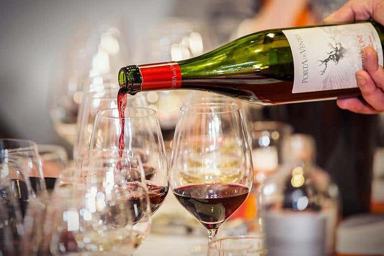 (La Doc Monreale cerca l'identità 
Vini di Sicilia da quattro vitigni)