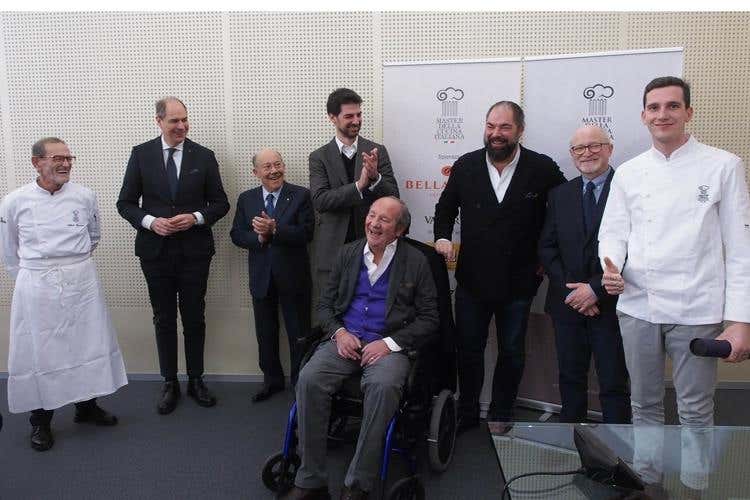 La lectio magistralis di Roberto Restelli «La cucina deve restituire gioia»