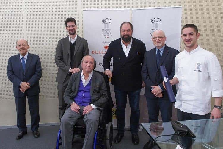 La lectio magistralis di Roberto Restelli «La cucina deve restituire gioia»