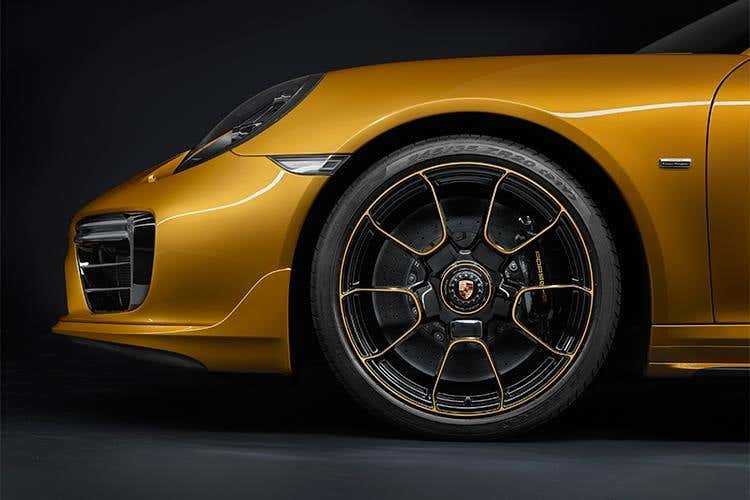 La nuova 911 Turbo S Exclusive Series 
Più potente, ricercata e singolare
