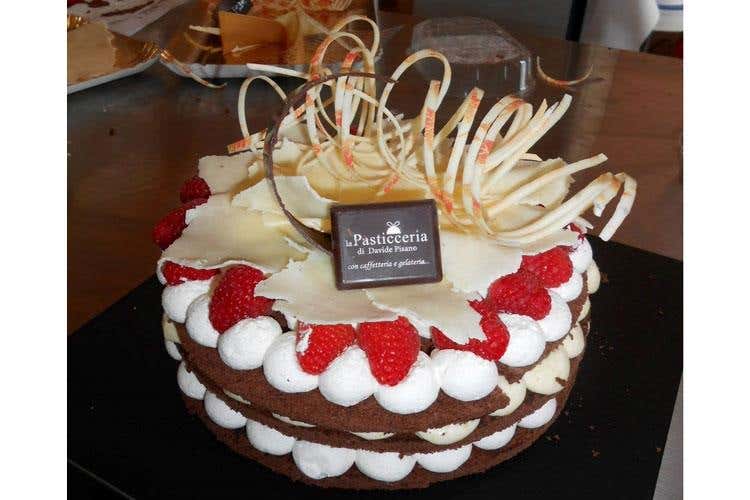 (La pasticceria di Davide Pisano 
Tecnica e creatività da rockstar)