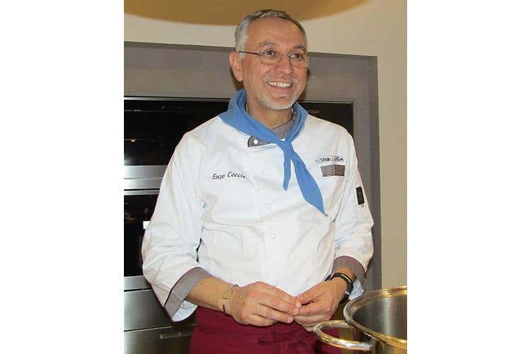 Enzo Coccia - La pizza fritta di Enzo Coccia 
Eleganza grazie a prodotti di alta qualità