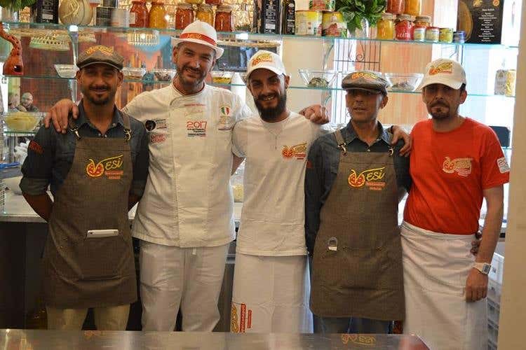 (La pizza Vesi nel centro di Caserta )