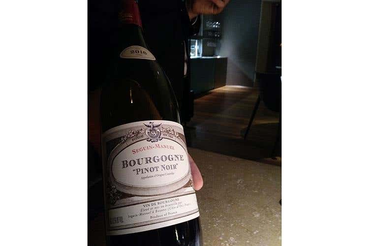 (La stella di Aqua Crua 
oscilla tra gusto e provocazione)