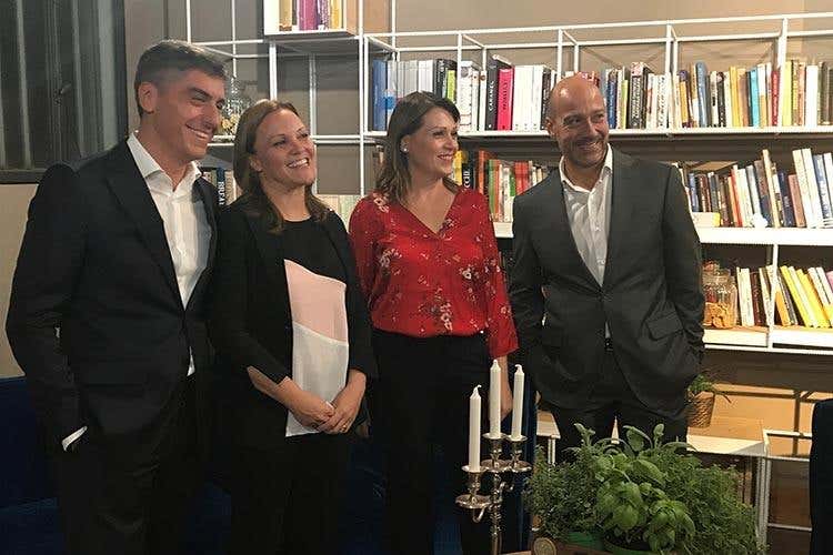 Giorgio Marazzi, Laura Masiero (brand manager Cucine Neff), Sonia Peronaci e Stefano Rossi (Le cucine Neff compiono 140 anni 
I driver? Innovazione e tecnologia)