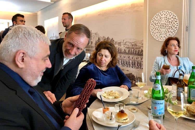 (Light lunch con vista da Ezio Gritti 
Formaggi, salame e Casoncelli superstar)