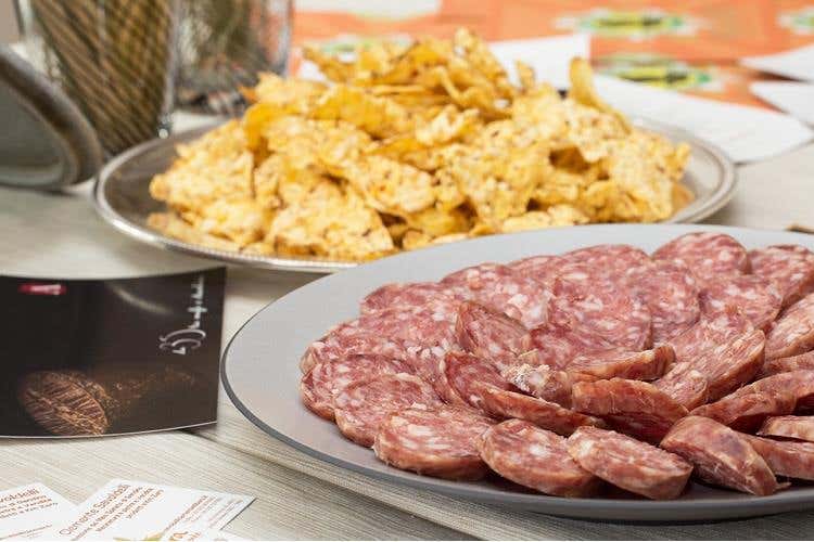 (Light lunch con vista da Ezio Gritti 
Formaggi, salame e Casoncelli superstar)