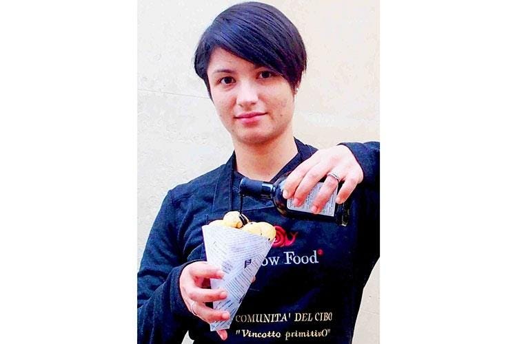 Elena Veneri, presidente della Comunita  del Cibo Vincotto Primitivo di Melissano (Lo street food italiano e contadino 
entra nelle scuole aberghiere pugliesi)