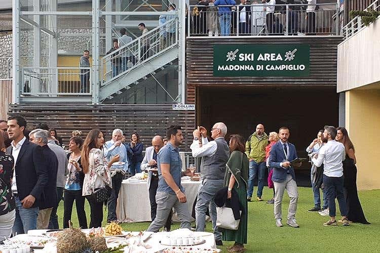 (Madonna di Campiglio fa centro 
Un successo la cena in cabinovia)