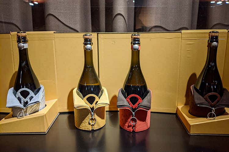 (Majolini, i Franciacorta abbinati 
Una serata dedicata al tartufo)