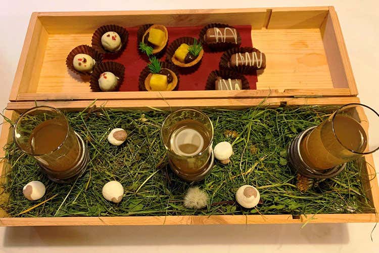 (Malga Panna 
La stella che brilla su Moena)