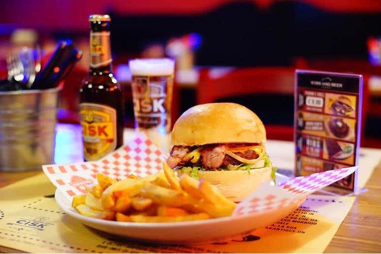 Malta incontra gli Stati Uniti a Milano 
Da Ribs and Beer costolette e ottima birra