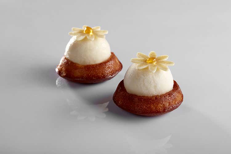 Giovanni Pace (La mandorla nei dolci di oggi 
al 28° Simposio Tecnico AMPI)