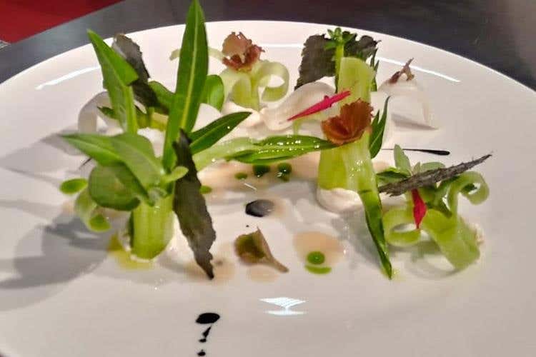 Catalogna e calamaro - Antonio Zaccardi (Meet in Cucina Puglia 
Stelle e formazione alla 1ª edizione)